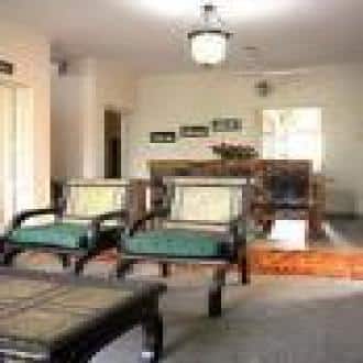 Nestled In The Heart Of South Delhi, New Delhi 1